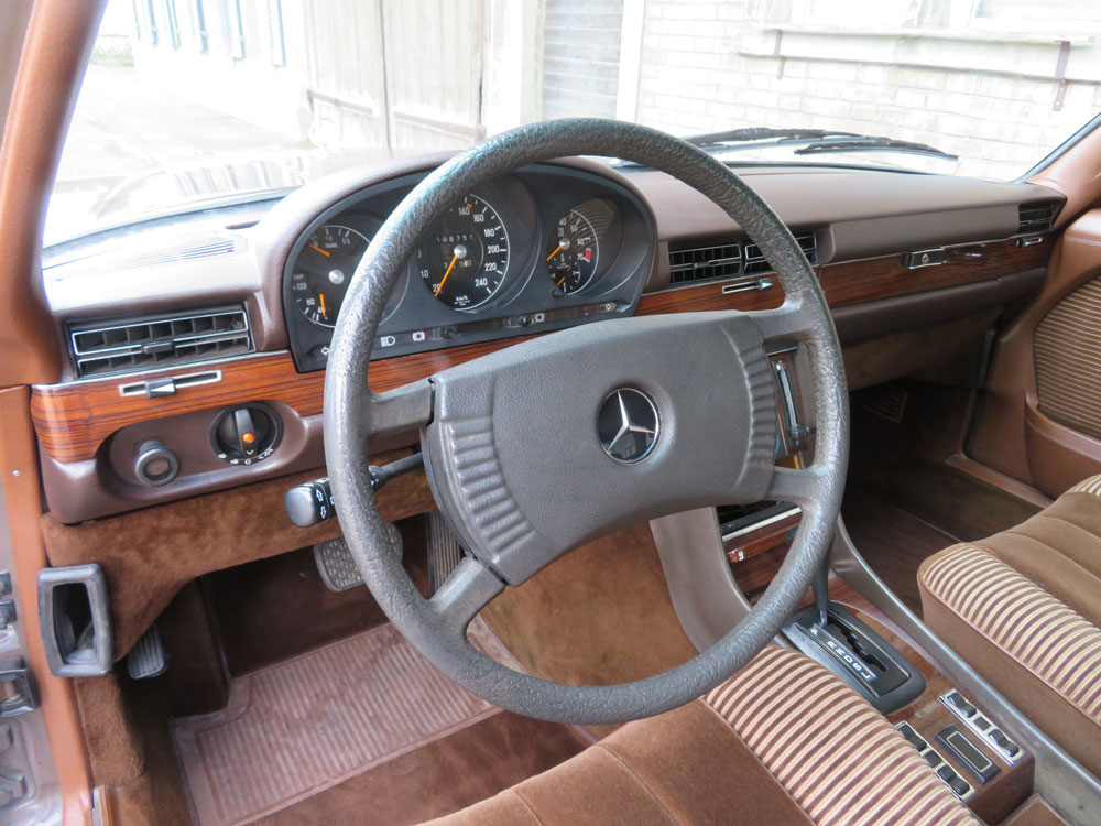 Mercedes-Benz 280 SE Limousine
