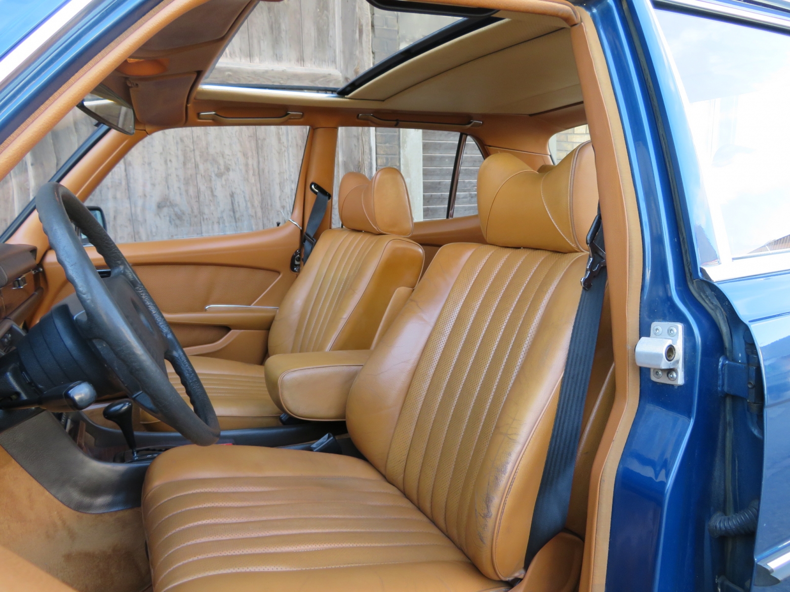 Mercedes-Benz 280 SE Limousine