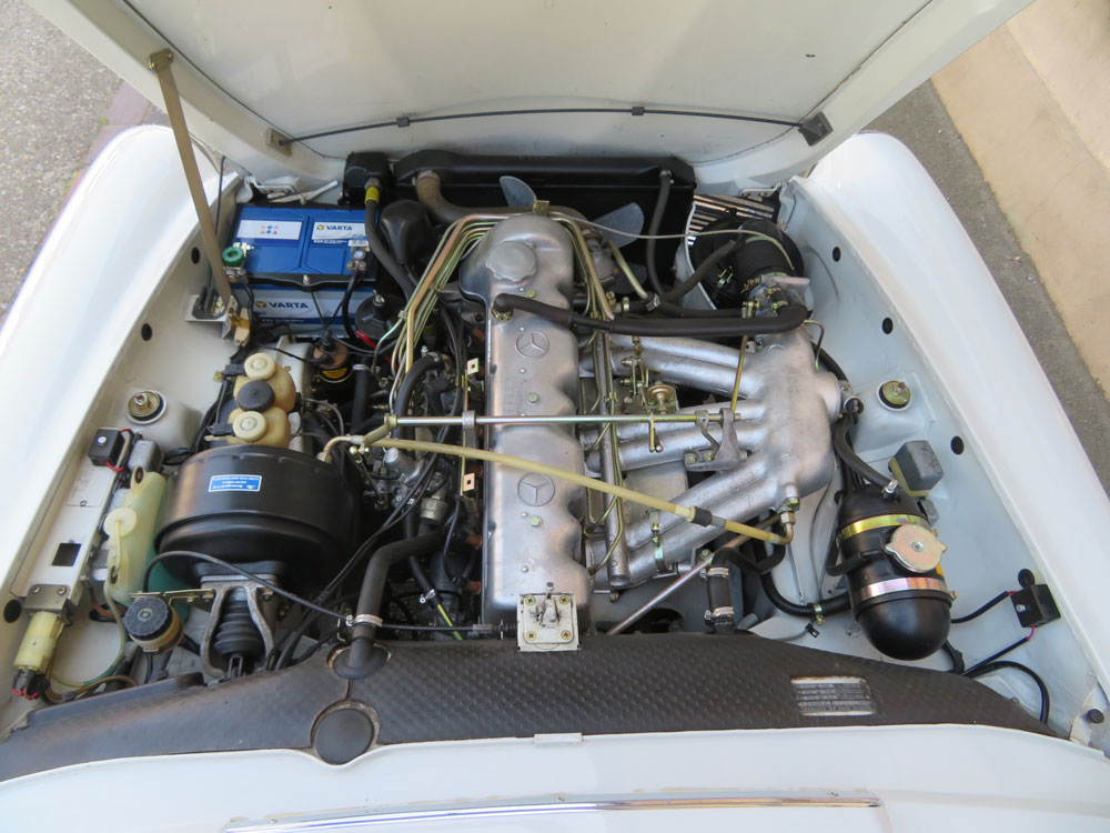 Mercedes-Benz 280 SL Pagode Cabriolet