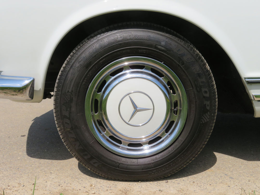 Mercedes-Benz 280 SL Pagode Cabriolet