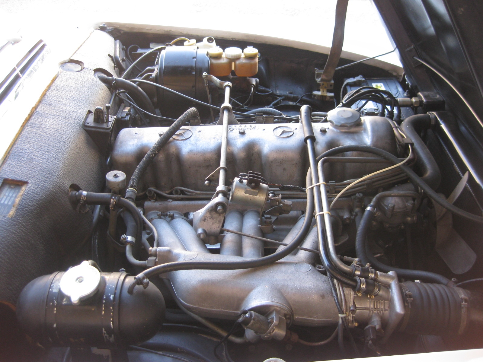 Mercedes-Benz 280 SL Pagode Cabriolet