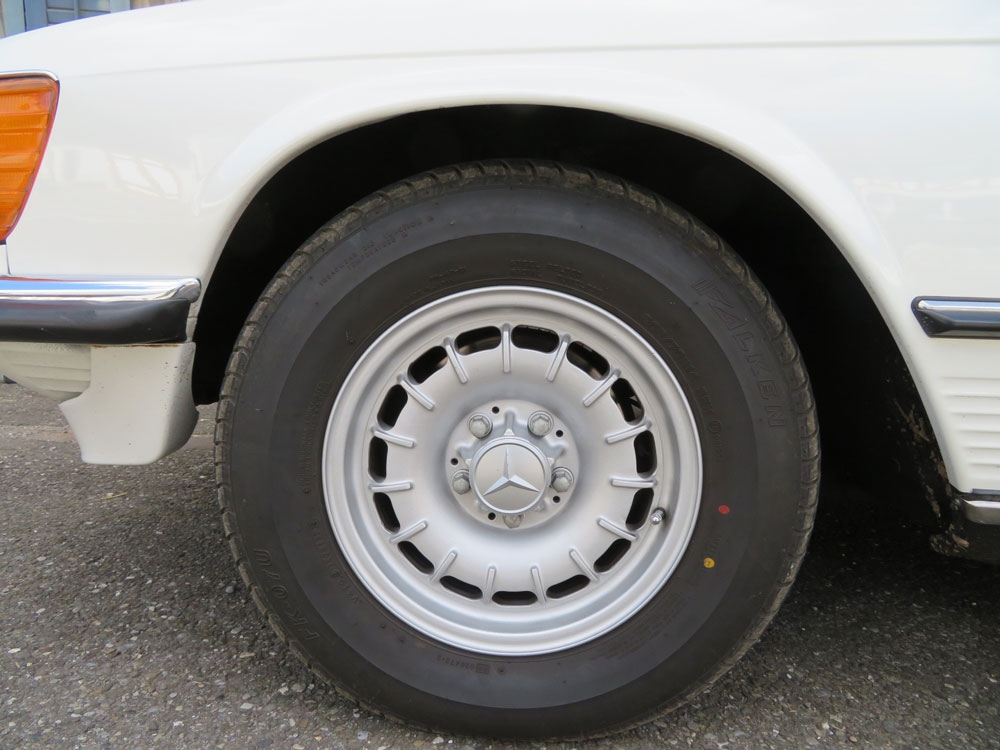 Mercedes-Benz 280 SL Cabriolet