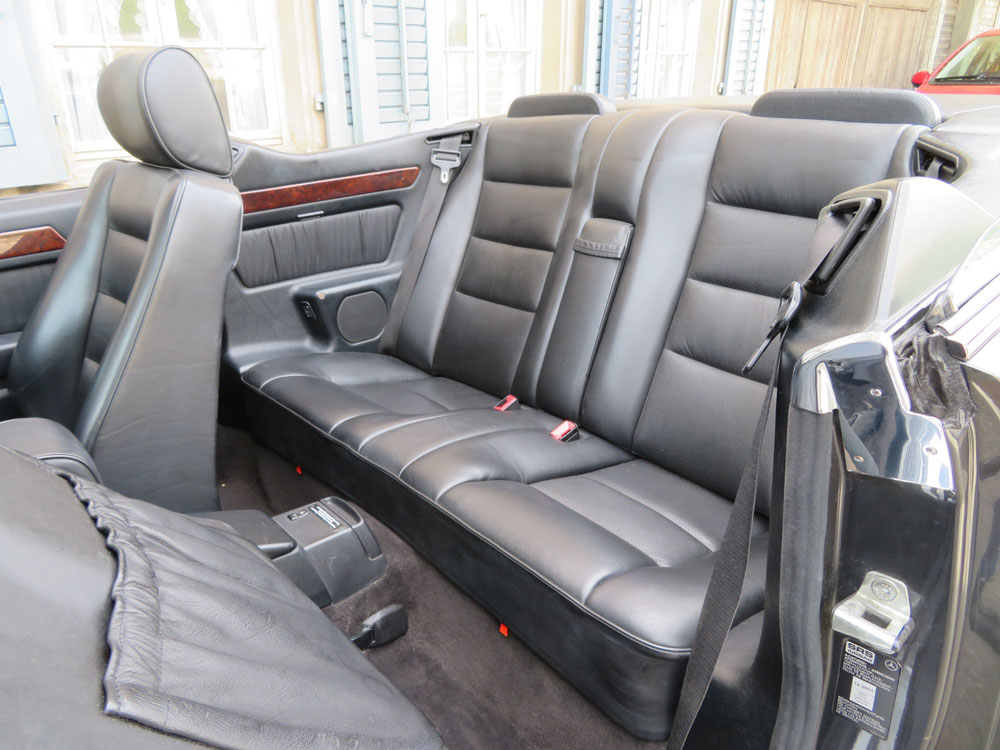 Mercedes-Benz 300 CE-24 Cabriolet