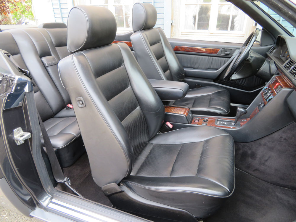 Mercedes-Benz 300 CE-24 Cabriolet