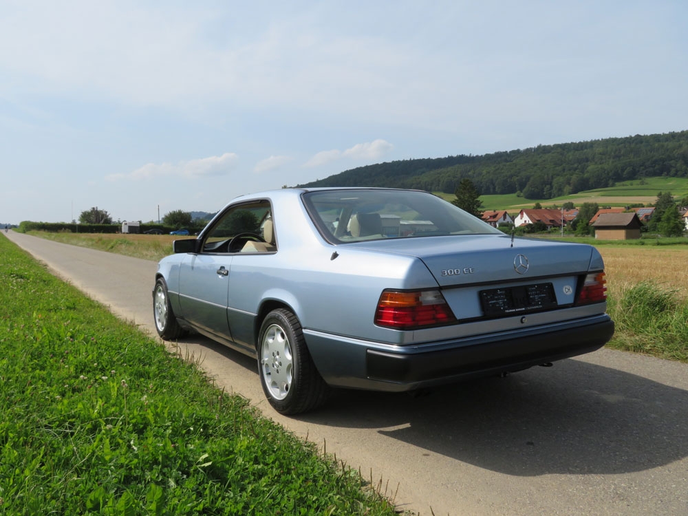 Mercedes-Benz 300 CE Coupé