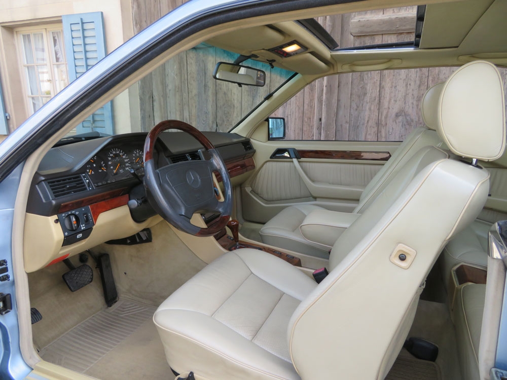 Mercedes-Benz 300 CE Coupé