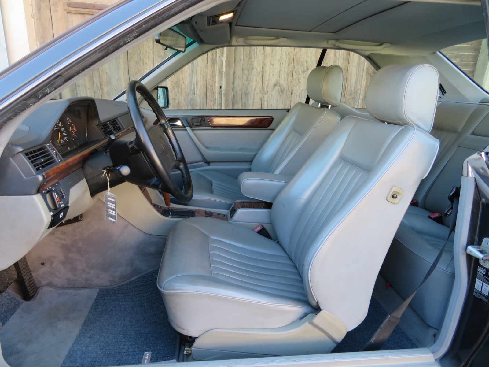 Mercedes-Benz 300 CE Coupé