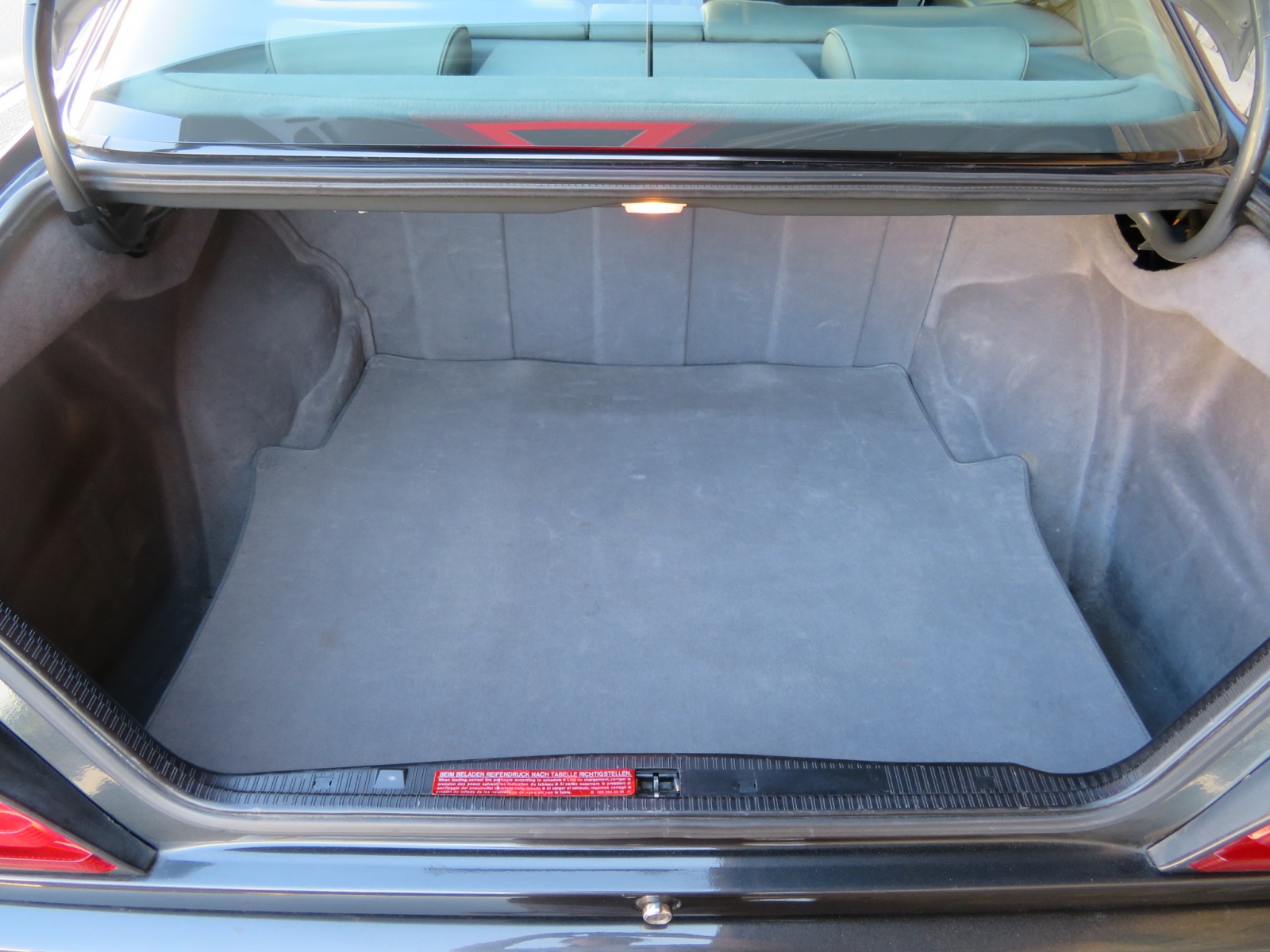 Mercedes-Benz 300 CE Coupé