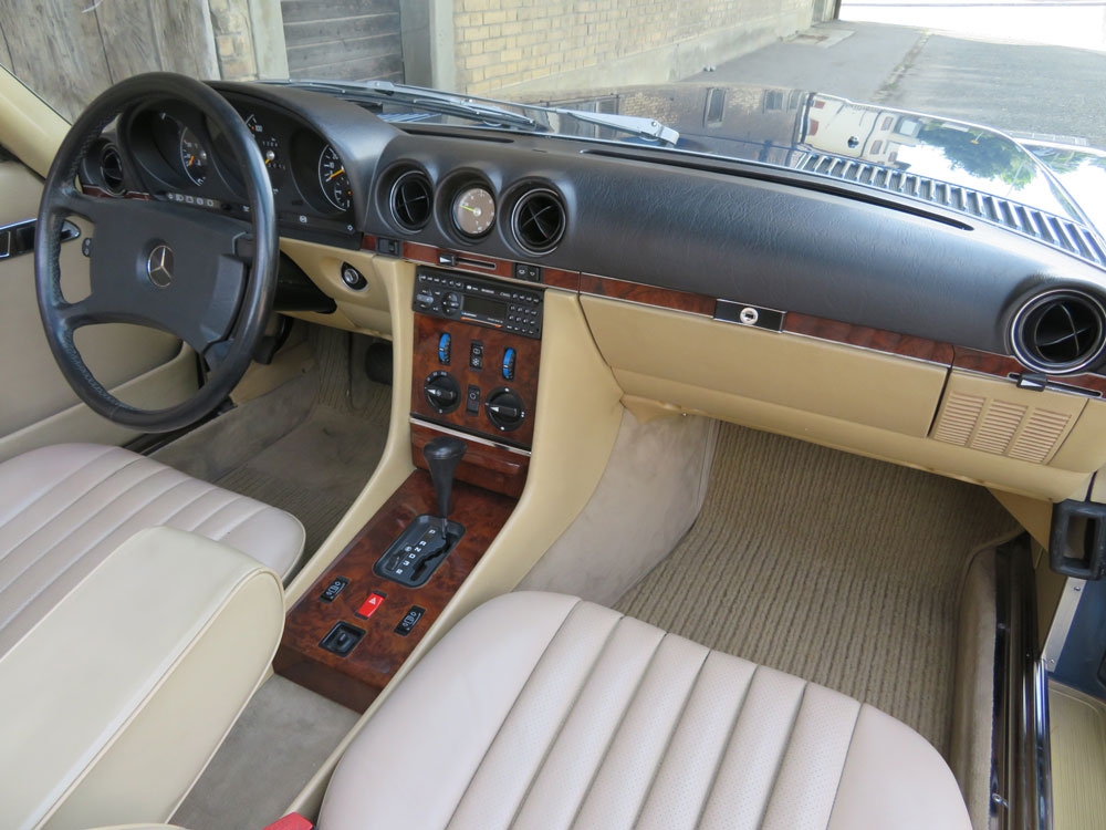 Mercedes-Benz 300 SL Cabriolet