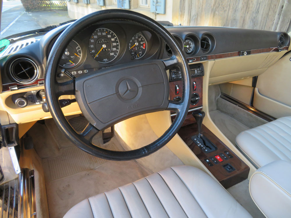 Mercedes-Benz 300 SL Cabriolet