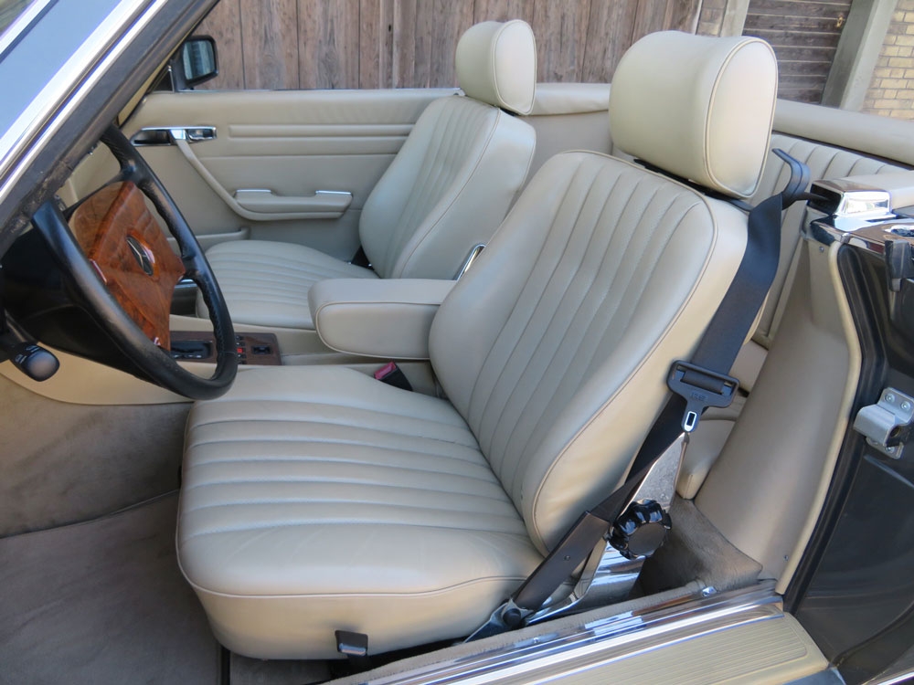 Mercedes-Benz 300 SL Cabriolet