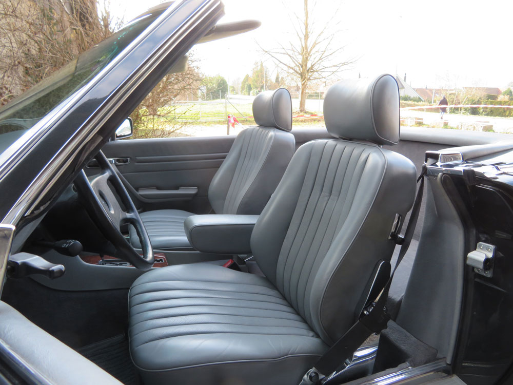Mercedes-Benz 300 SL Cabriolet