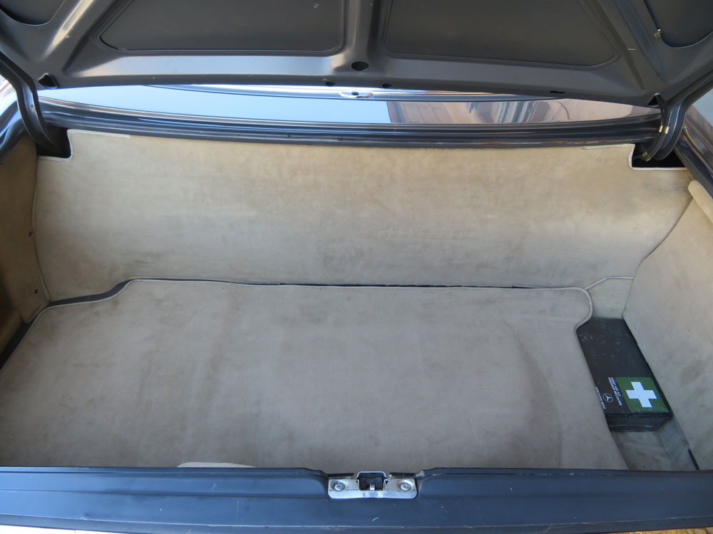 Mercedes-Benz 300 SL Cabriolet