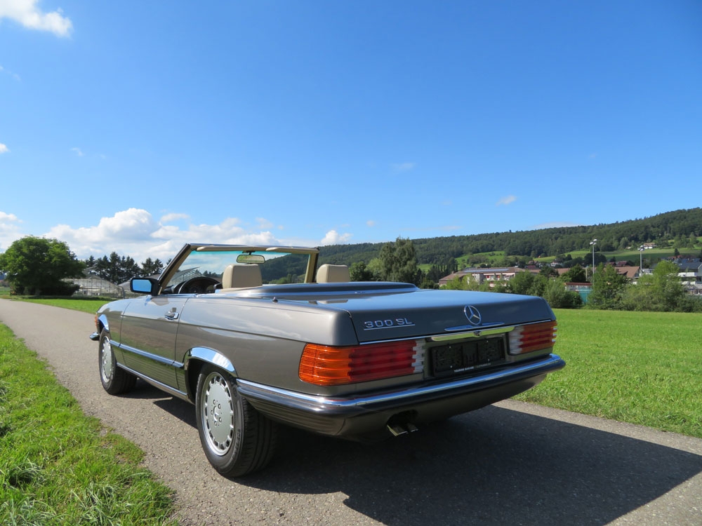 Mercedes-Benz 300 SL Cabriolet