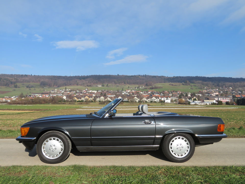 Mercedes-Benz 300 SL Cabriolet