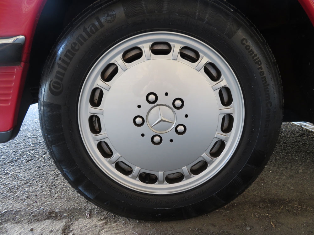 Mercedes-Benz 300 SL Cabriolet