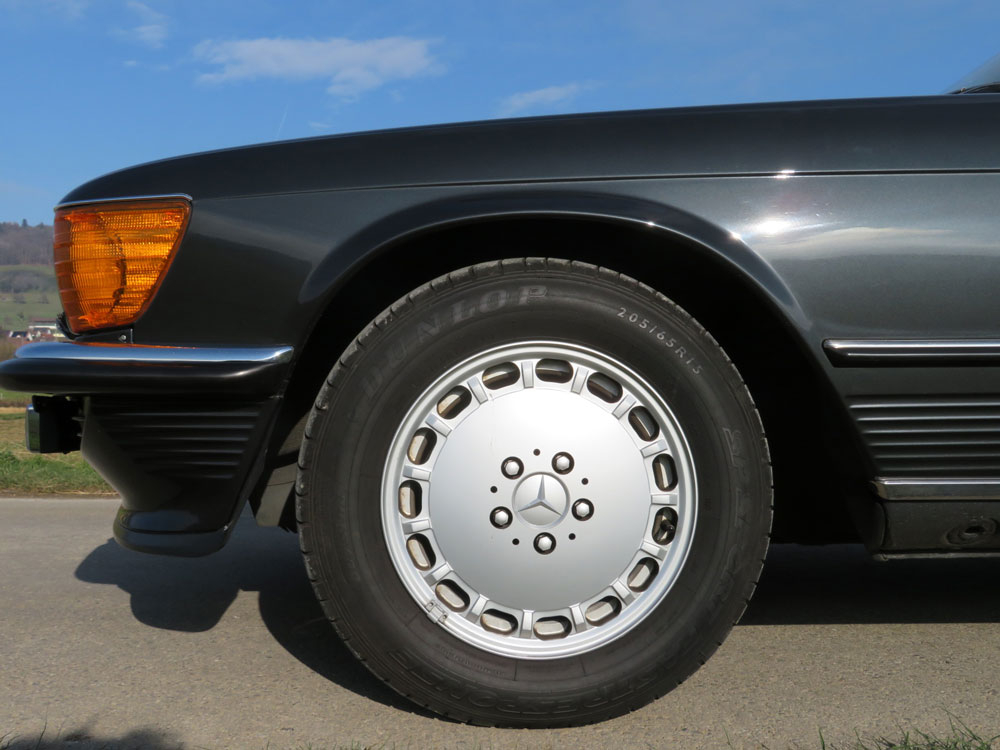 Mercedes-Benz 300 SL Cabriolet