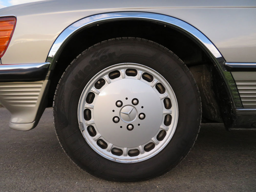 Mercedes-Benz 300 SL Cabriolet