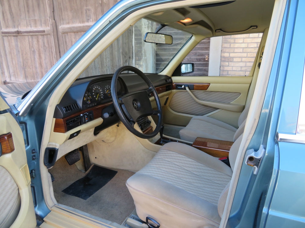 Mercedes-Benz 380 SE Limousine