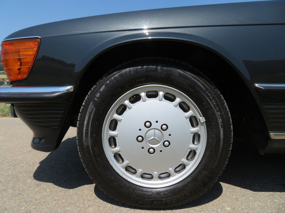 Mercedes-Benz 420 SL Cabriolet