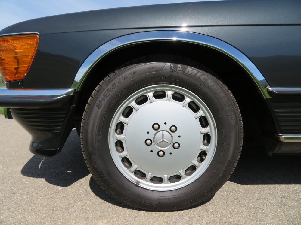 Mercedes-Benz 420 SL Cabriolet