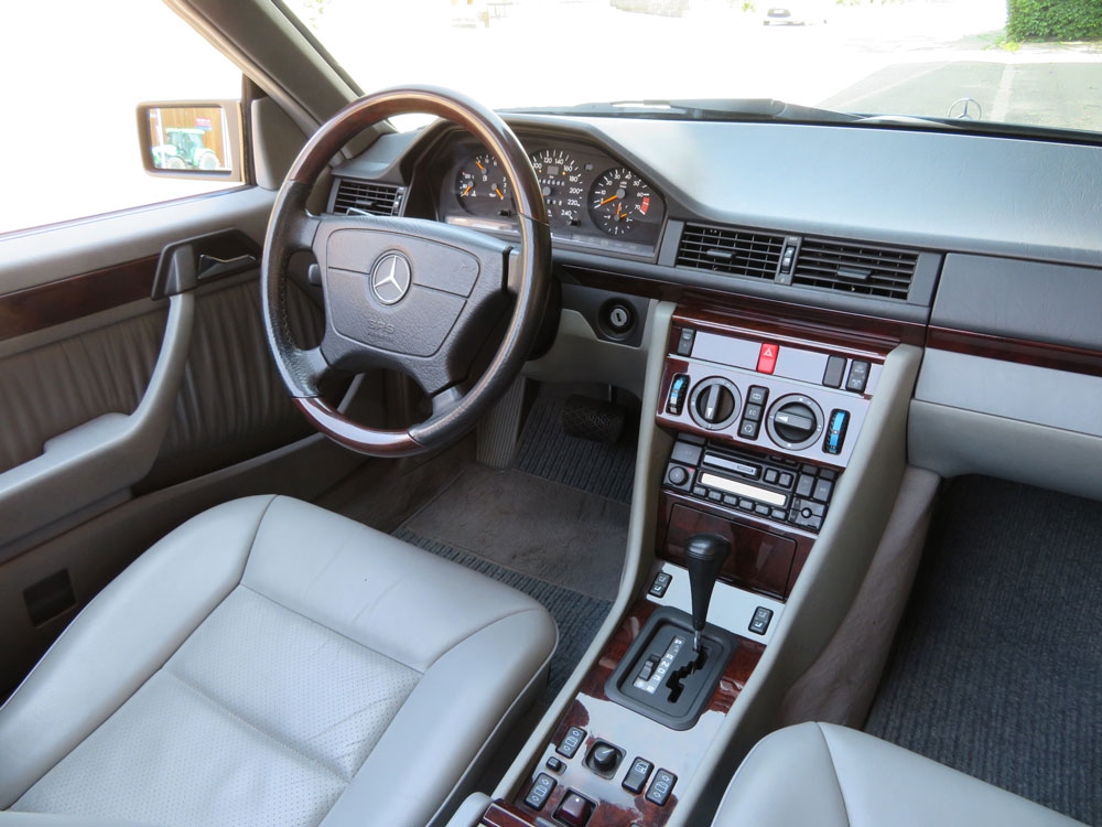 Mercedes-Benz E 220 Cabriolet