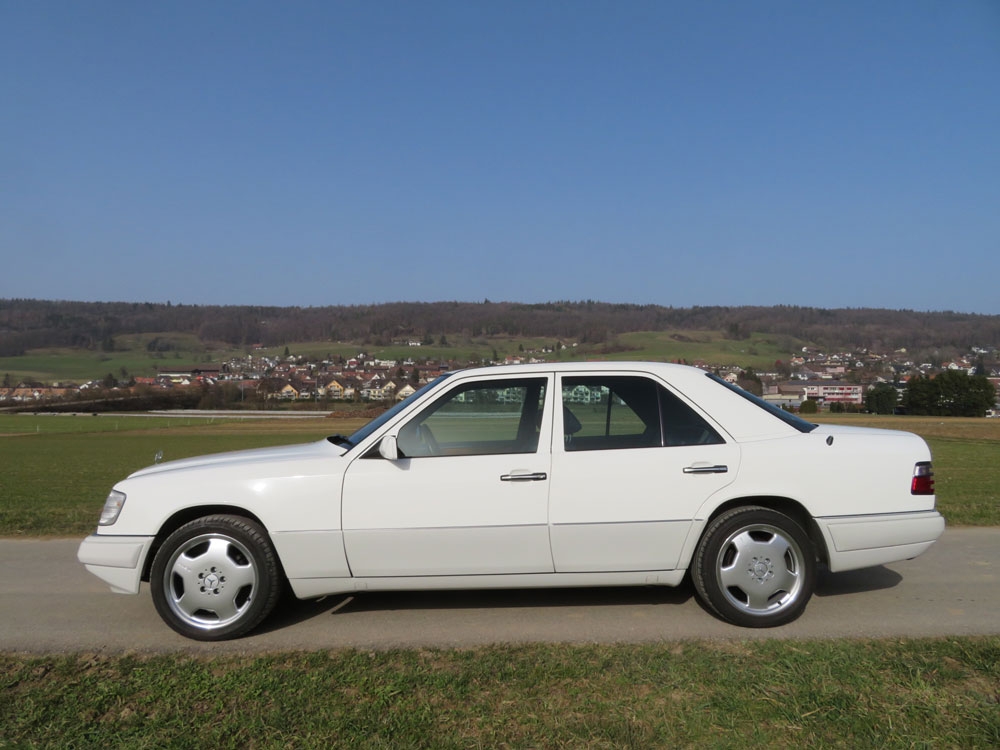 Mercedes-Benz E 280 Limousine