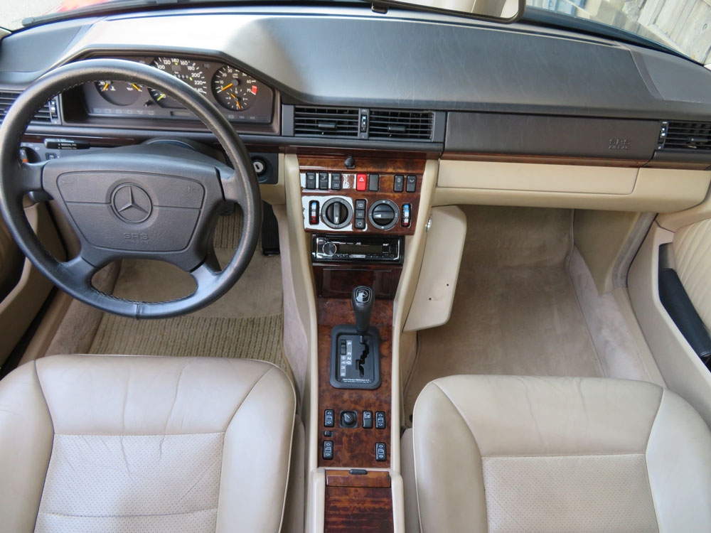 Mercedes-Benz E 320 Coupé