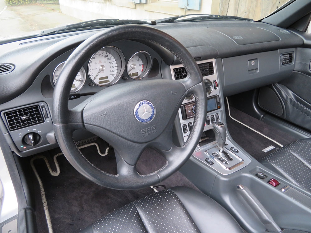 Mercedes-Benz SLK 320 Special Edition Cabriolet