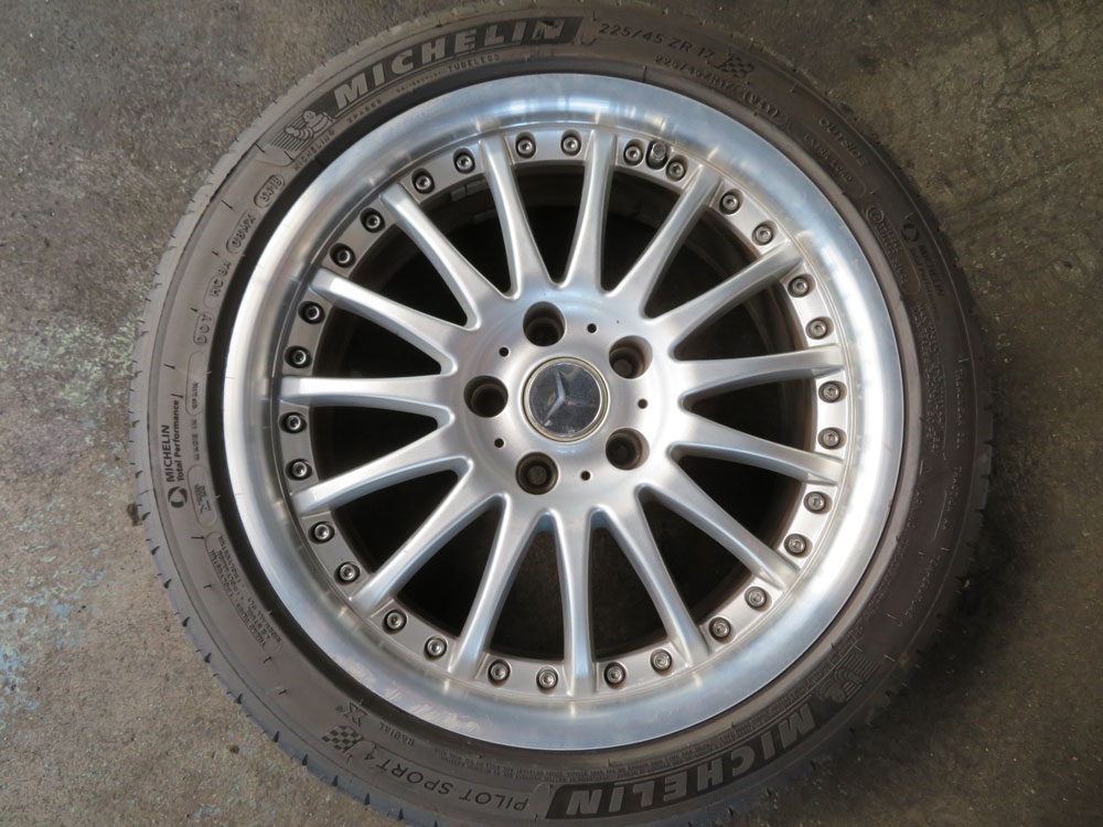 Mercedes-Benz E 320 Coupé