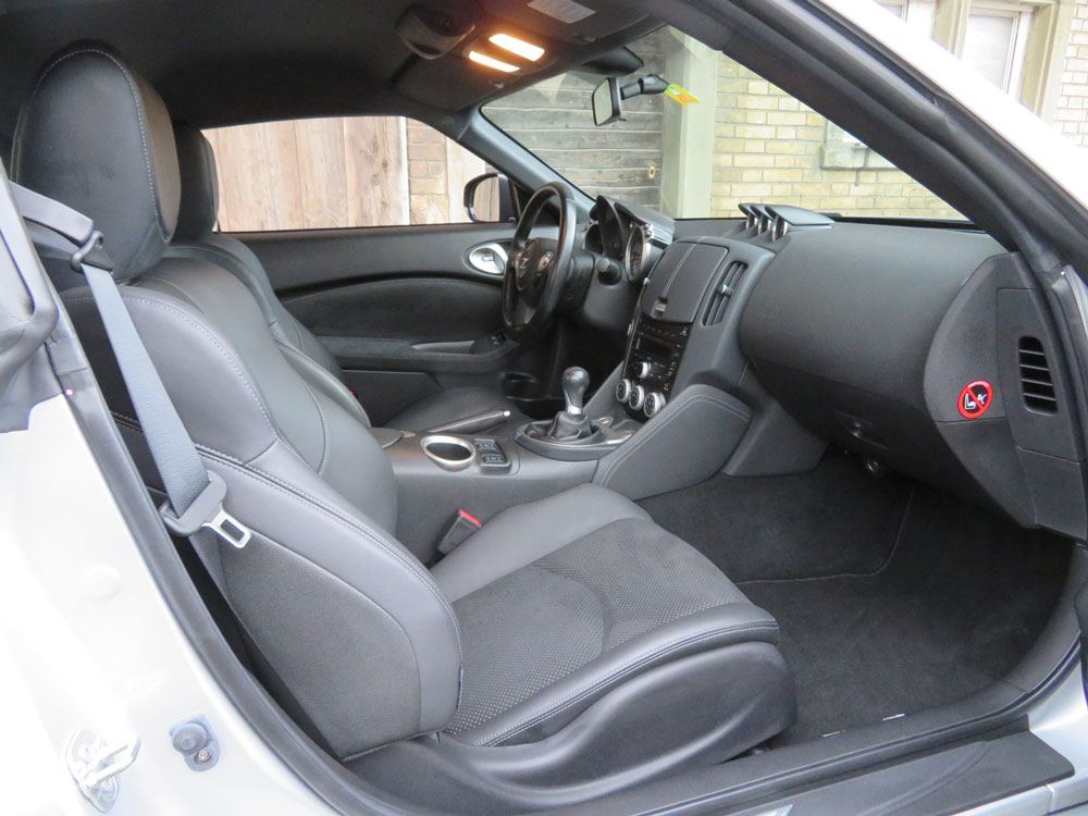 Nissan 370 Z Pack Coupé