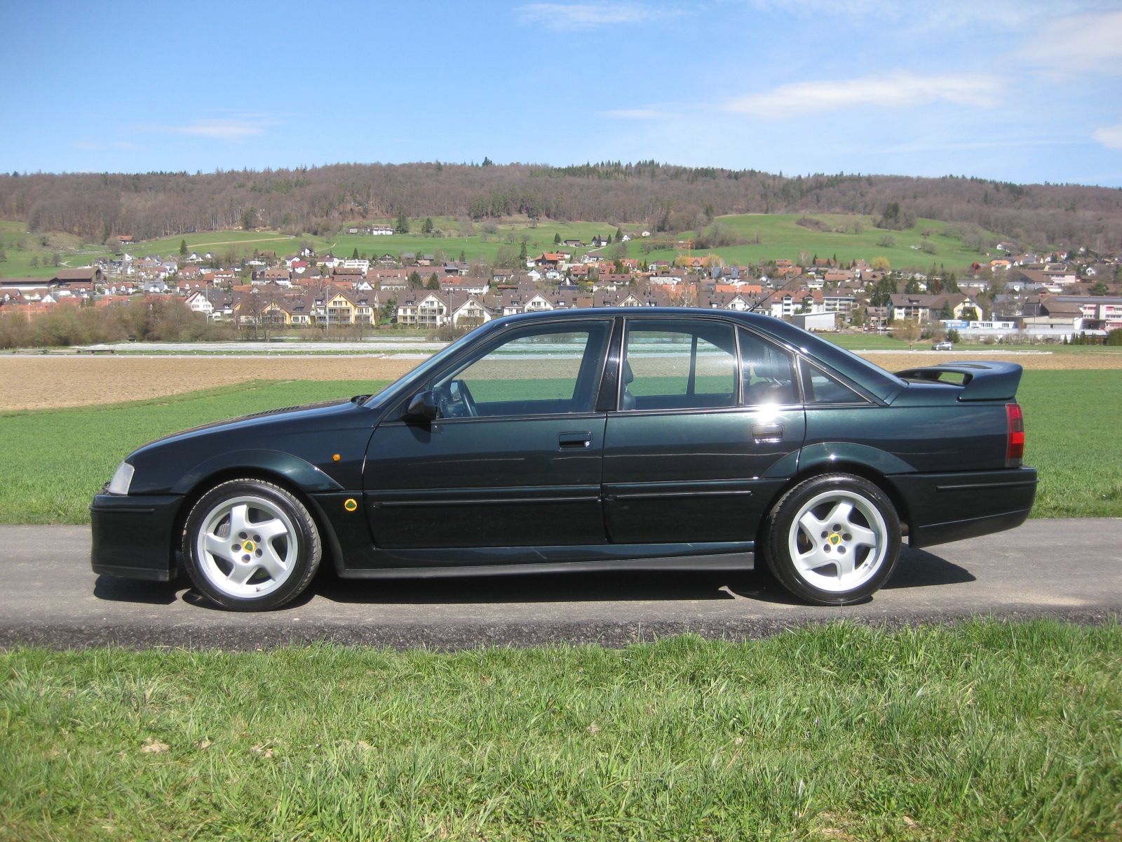 Opel Lotus Omega Limousine
