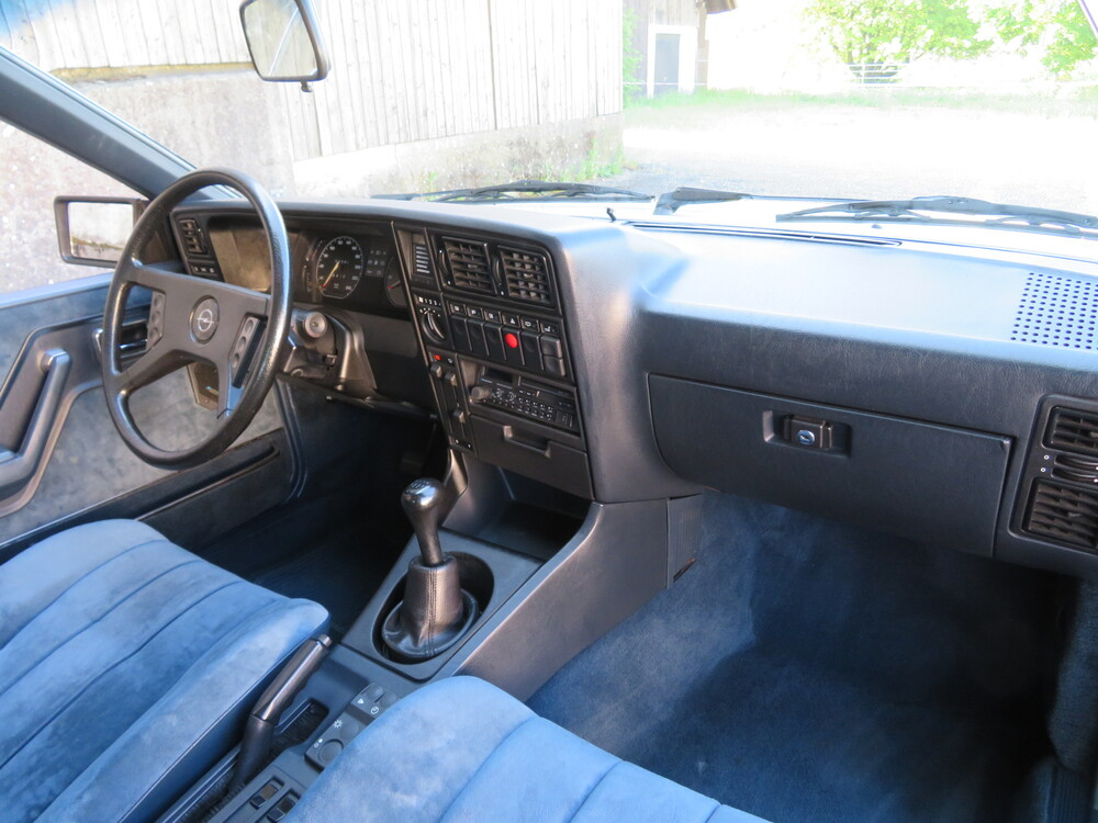 Opel Monza A 2500 E Coupé