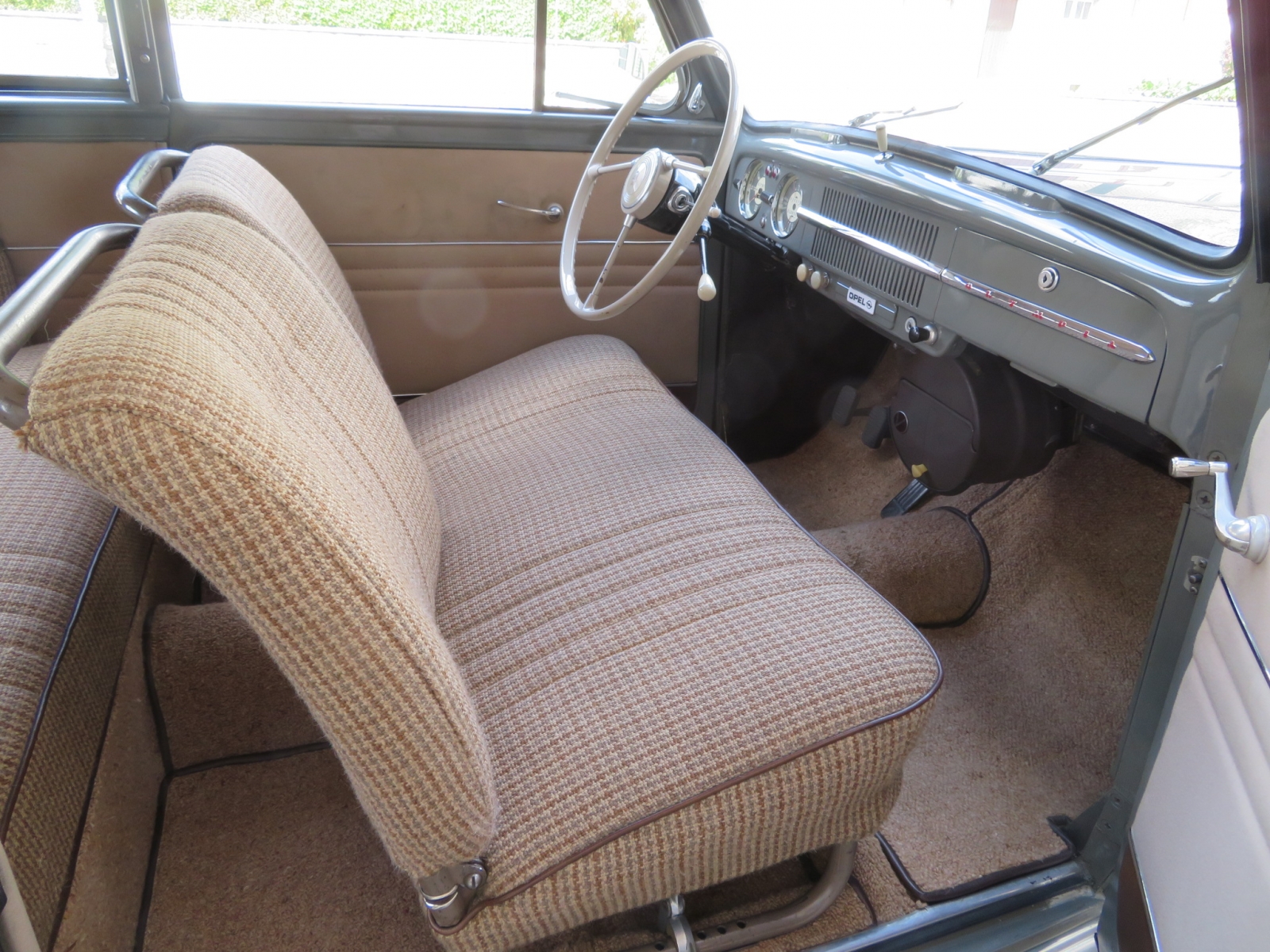 Opel Olympia Limousine