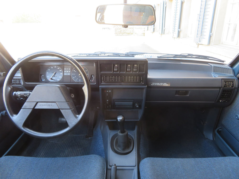 Opel Rekord 1.8i Kombi