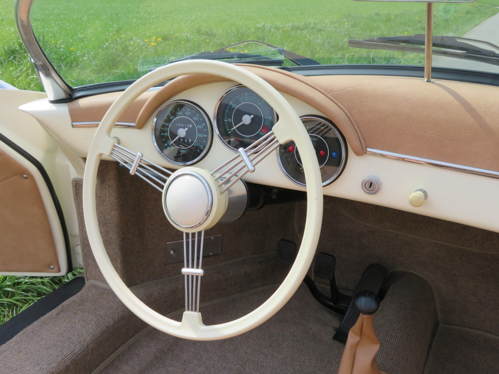 Porsche 356 Speedster Replica Cabriolet