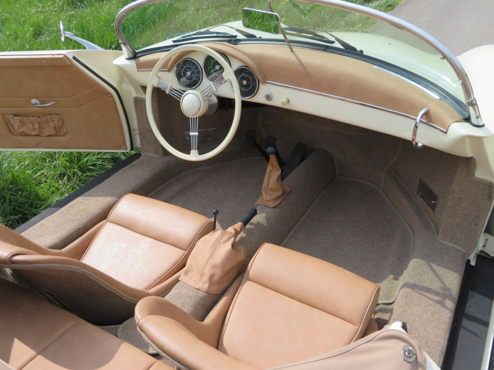 Porsche 356 Speedster Replica Cabriolet