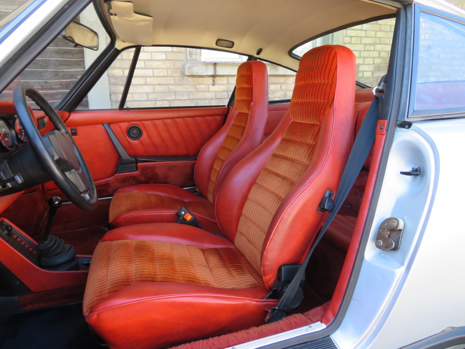Porsche 911 Carrera Coupé