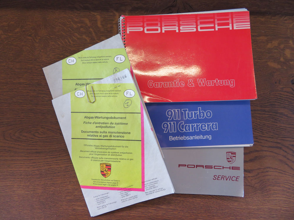 Porsche 911 Carrera Cabriolet