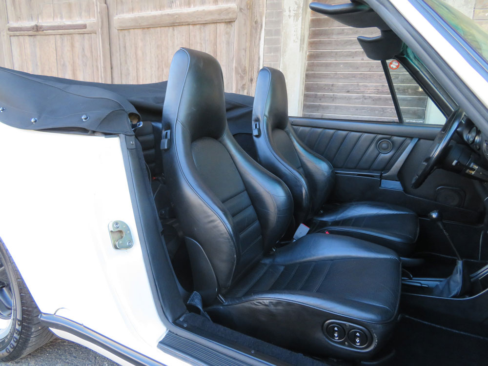 Porsche 911 Carrera Cabriolet