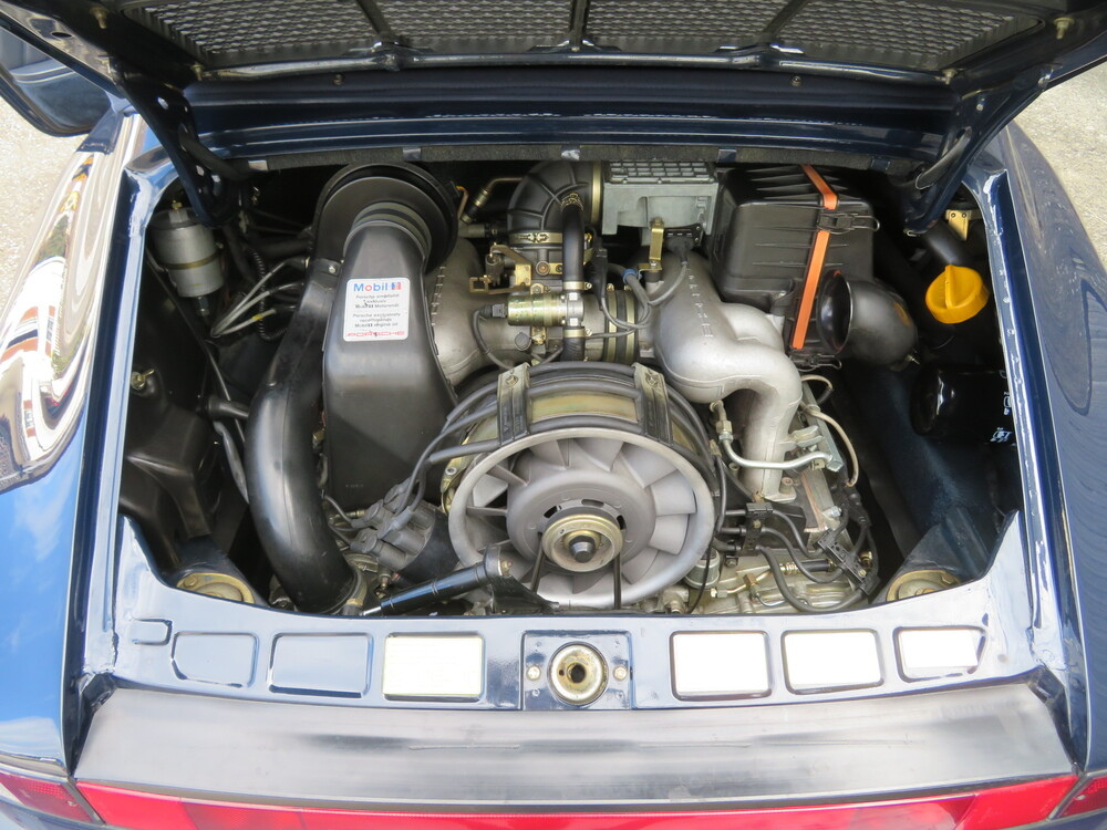 Porsche 911 Carrera 3.2 Cabriolet