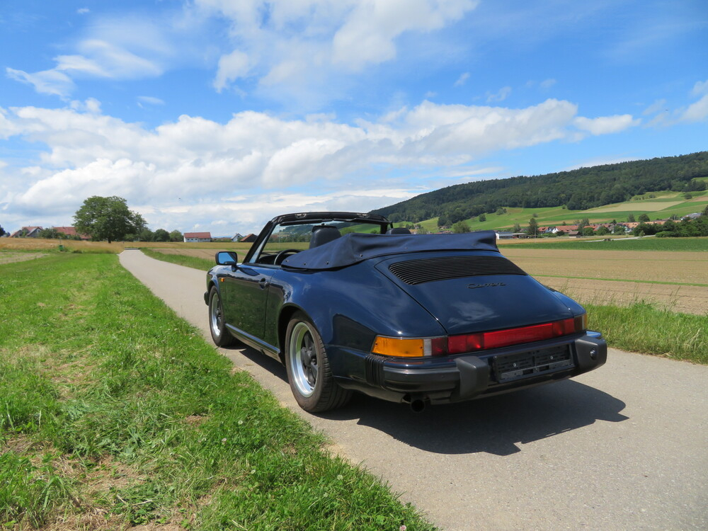 Porsche 911 Carrera 3.2 Cabriolet