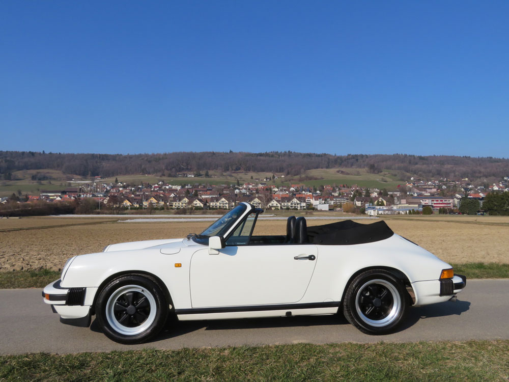 Porsche 911 Carrera Cabriolet