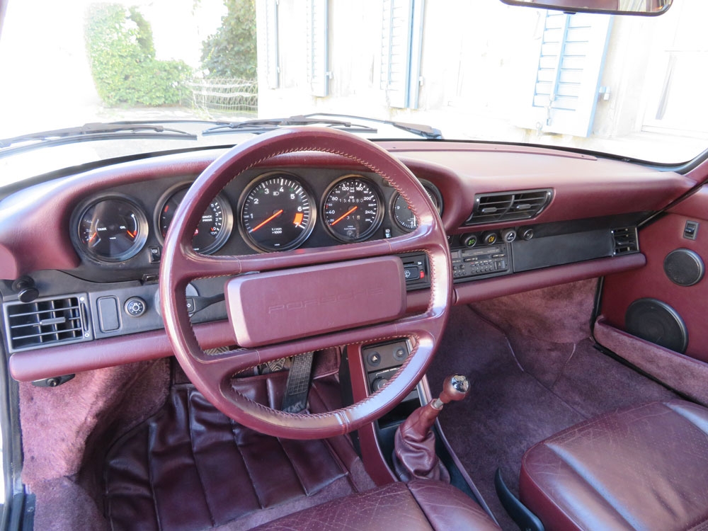 Porsche 911 Carrera Coupé