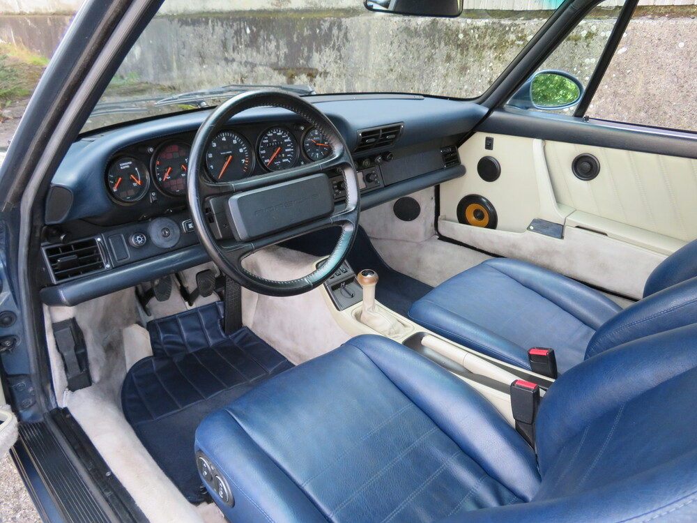 Porsche 911 Carrera 4 (964) Coupé