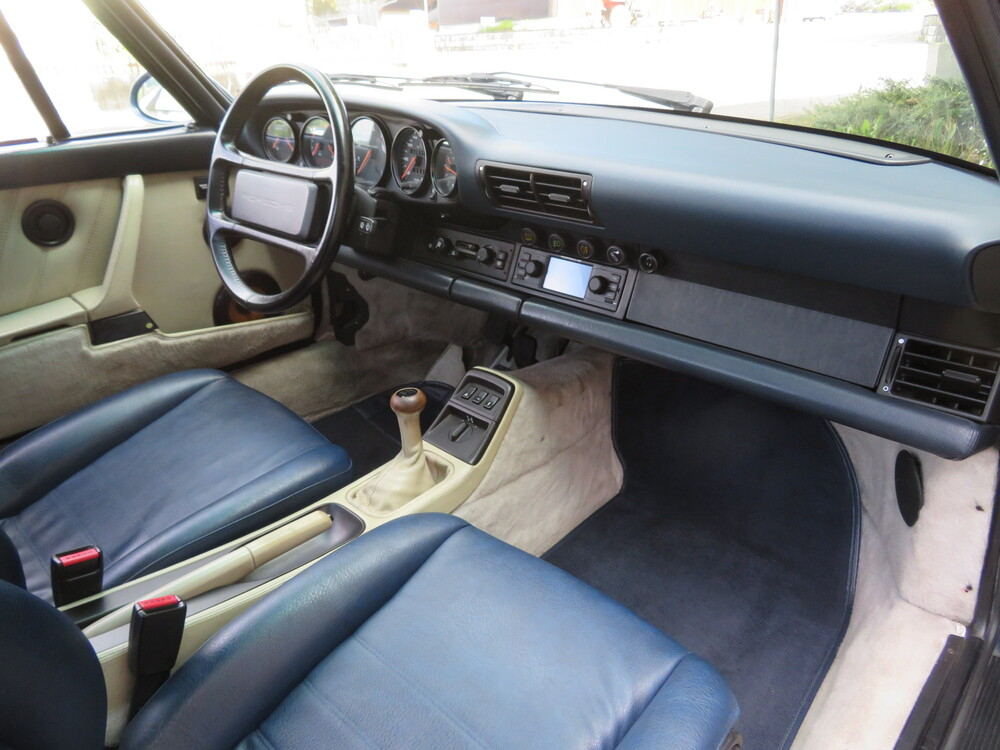 Porsche 911 Carrera 4 (964) Coupé