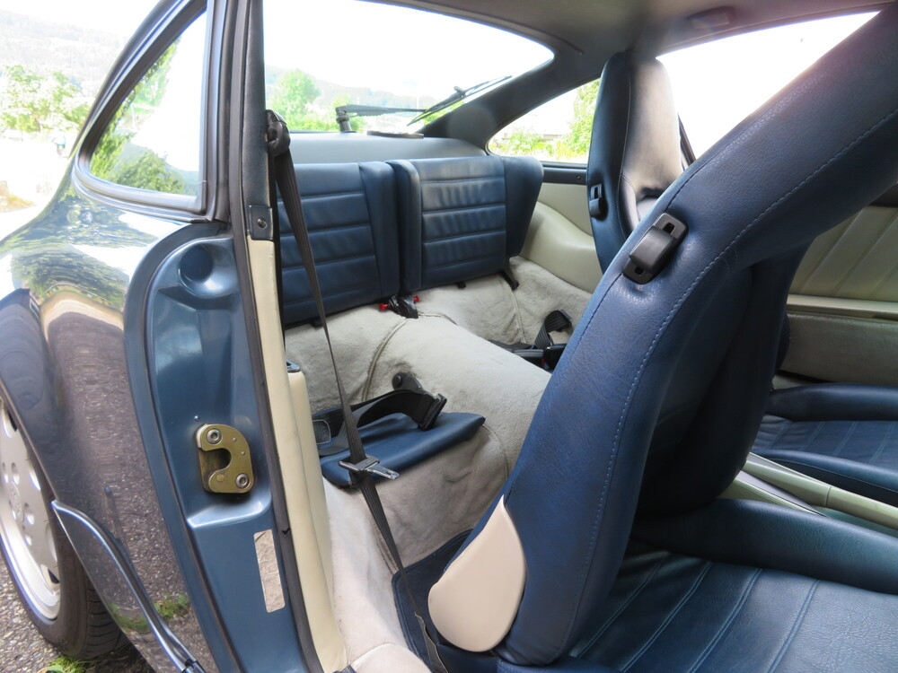 Porsche 911 Carrera 4 (964) Coupé