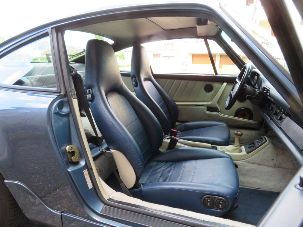Porsche 911 Carrera 4 (964) Coupé