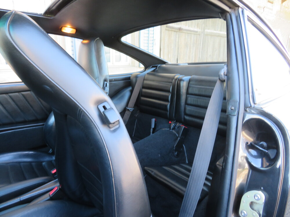 Porsche 911 Carrera 4 (964) Coupé