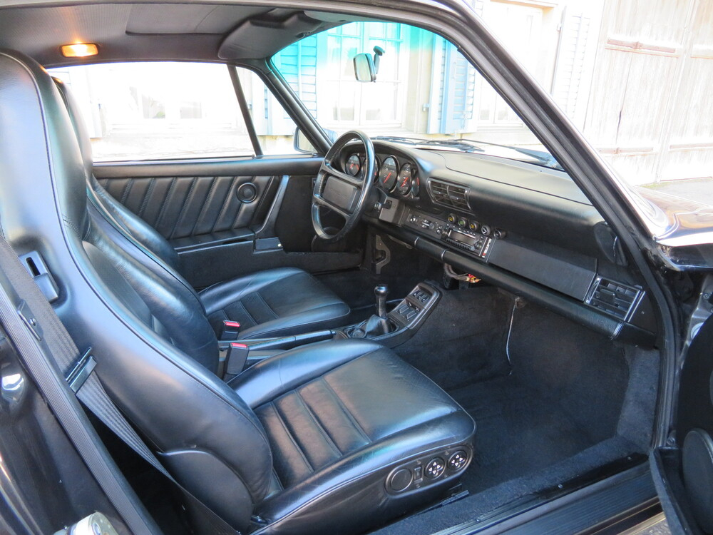 Porsche 911 Carrera 4 (964) Coupé